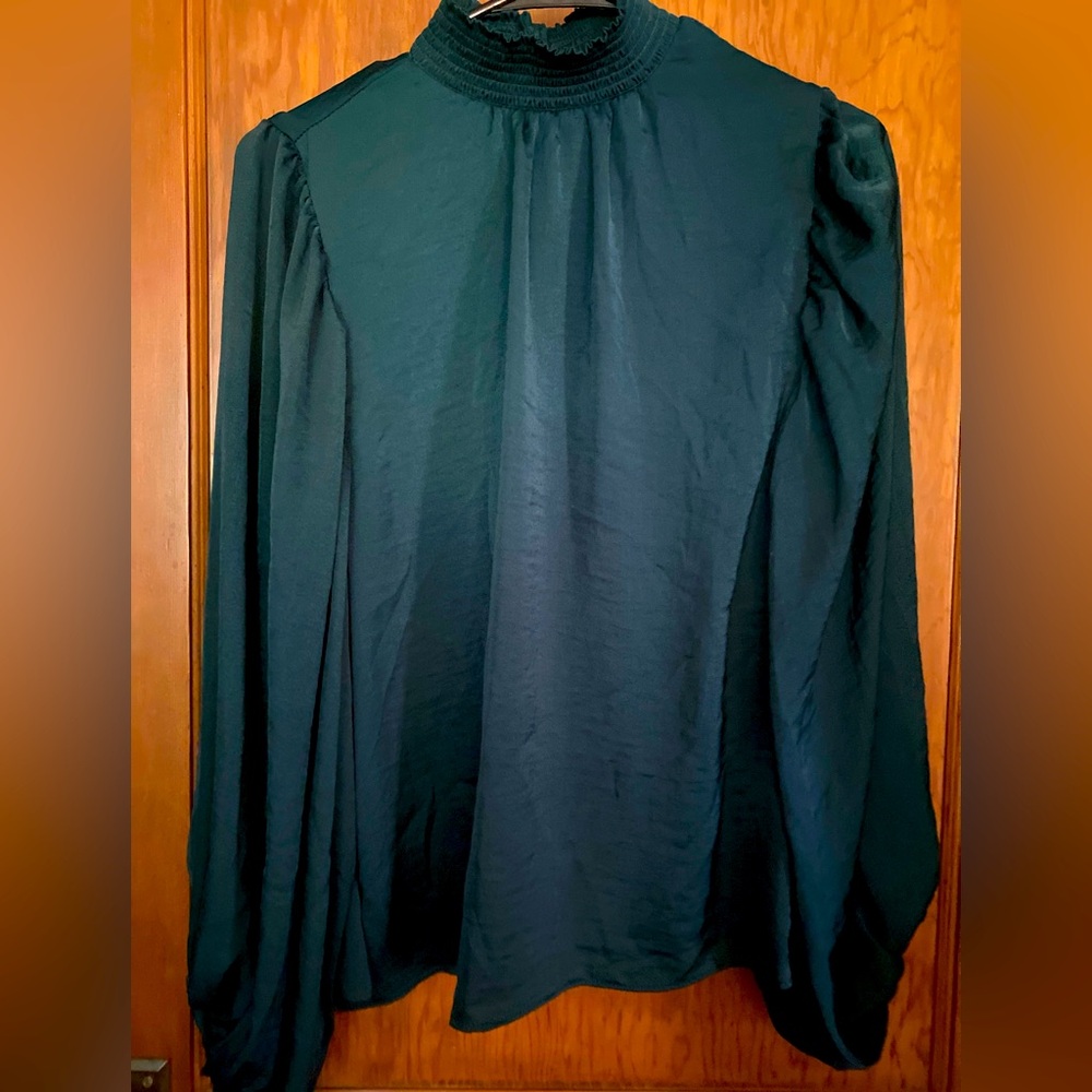 Madison d’Amelie long sleeved blouse. Turquoise size small.